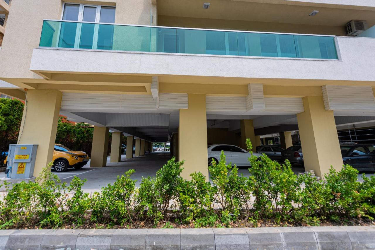 Mamaia Moonlight Apartment ภายนอก รูปภาพ