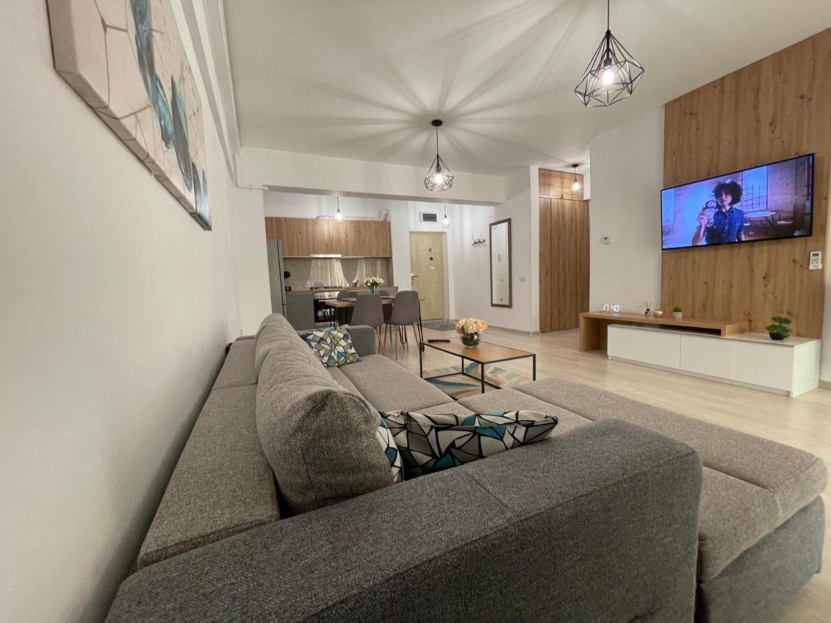 Mamaia Moonlight Apartment ภายนอก รูปภาพ